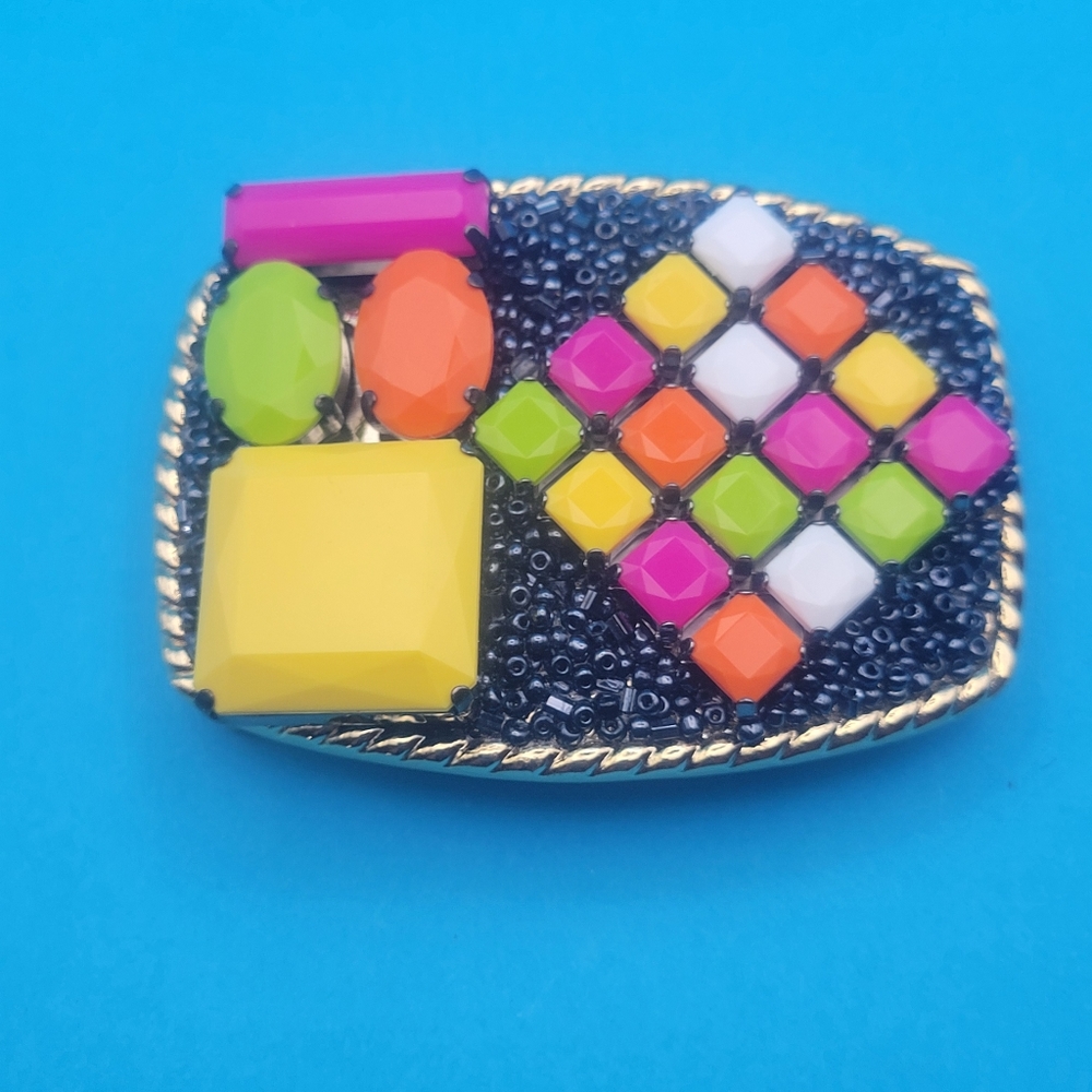 OMG ❤️ Unique Groovy Vintage Belt Buckle